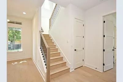 7500 Saint Cecelia Street, Austin, TX 78757 - Photo 20