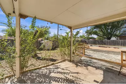 2105 Mildred Drive, Taylor, TX 76574 - Photo 26