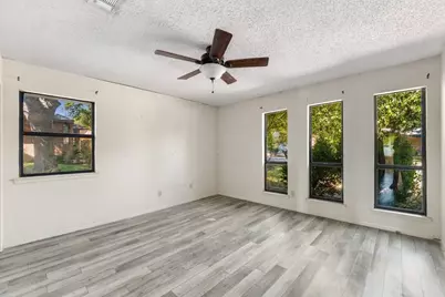 2105 Mildred Drive, Taylor, TX 76574 - Photo 14