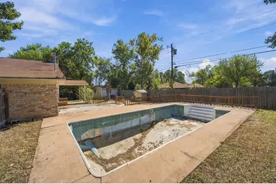 2105 Mildred Drive, Taylor, TX 76574 - Photo 28