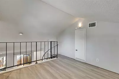 1714 Timber Ridge Drive, Austin, TX 78741 - Photo 16
