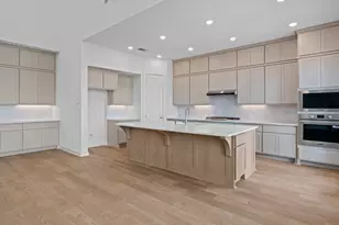 129 Las Posas Dr, Liberty Hill, TX 78642 - Photo 8
