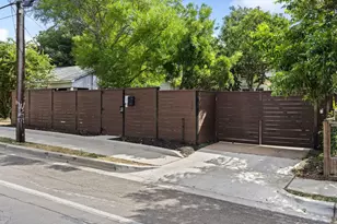 1709 Chicon St, Austin, TX 78702 - Photo 40