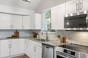 1709 Chicon St, Austin, TX 78702 - Photo 16
