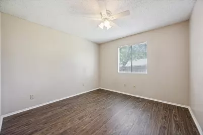11104 Applewood Drive, Austin, TX 78758 - Photo 6