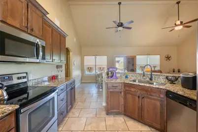 107 Garrett Way, Canyon Lake, TX 78133 - Photo 12