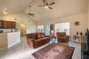 107 Garrett Way, Canyon Lake, TX 78133 - Photo 6