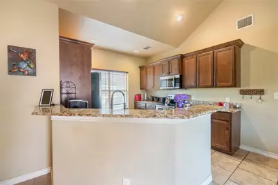 107 Garrett Way, Canyon Lake, TX 78133 - Photo 8