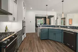 105 Graystone Ln, Georgetown, TX 78633 - Photo 8