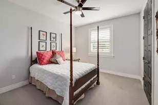 105 Graystone Ln, Georgetown, TX 78633 - Photo 20