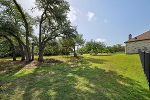 105 Graystone Ln, Georgetown, TX 78633 - Photo 32