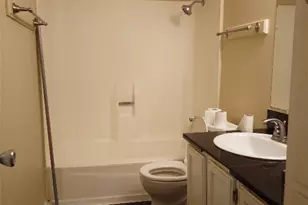 1000 W 26th St, Austin, TX 78705 - Photo 8