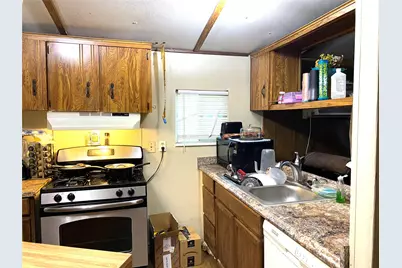 410 W North Street, Kyle, TX 78640 - Photo 4