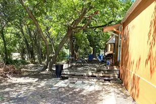 410 W North St, Kyle, TX 78640 - Photo 14