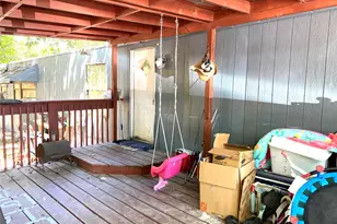 410 W North St, Kyle, TX 78640 - Photo 12