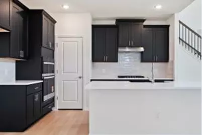 11404 Crazy Alice Run, Manor, TX 78653 - Photo 10