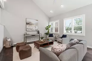 1004 Jousting Pl, Austin, TX 78746 - Photo 6
