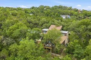 1004 Jousting Pl, Austin, TX 78746 - Photo 2