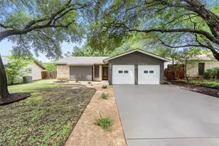 701 Riverwood Dr, Cedar Park, TX 78613 - Photo 2