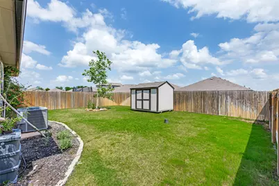 822 Pease River Way, Hutto, TX 78634 - Photo 8