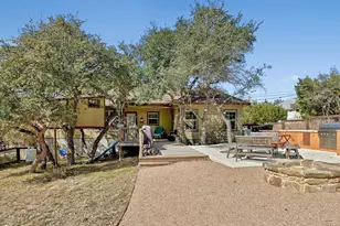 10105 Little Creek Cir, Dripping Springs, TX 78620 - Photo 12