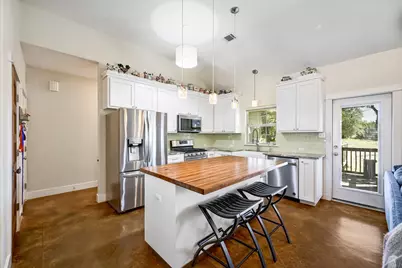 10105 Little Creek Circle, Dripping Springs, TX 78620 - Photo 2