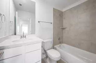 207 Crumpton Wy, Hutto, TX 78634 - Photo 16
