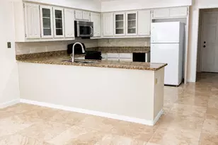302 Meadow Creek Dr, Pflugerville, TX 78660 - Photo 2