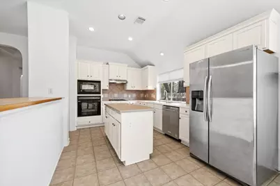 10501 Galsworthy Lane, Austin, TX 78739 - Photo 14