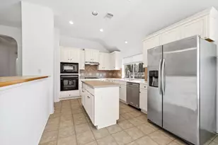 10501 Galsworthy Ln, Austin, TX 78739 - Photo 14