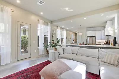 902 Plateau Circle #1, Austin, TX 78745 - Photo 8
