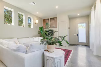 902 Plateau Circle #1, Austin, TX 78745 - Photo 6