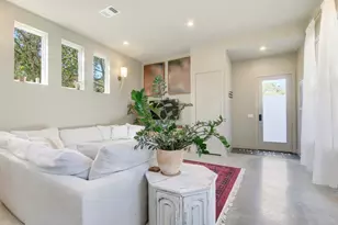 902 Plateau Cir, Austin, TX 78745 - Photo 6