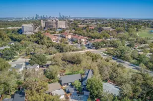 902 Plateau Cir, Austin, TX 78745 - Photo 30