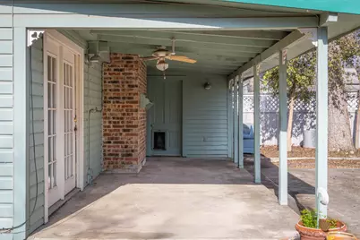 633 S Castell Avenue, New Braunfels, TX 78130 - Photo 26