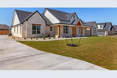 8134 Travertine Lane, Moody, TX 76557 - Photo 2