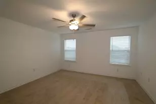 1620 Purple Martin Dr, Pflugerville, TX 78660 - Photo 4