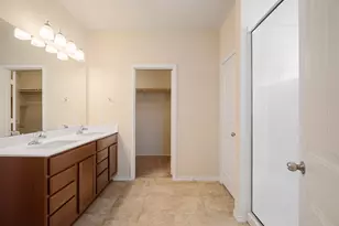 129 Plata Ln, Jarrell, TX 76537 - Photo 22