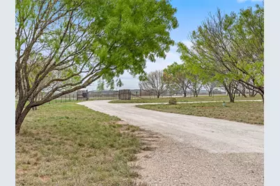 1503 Funf Kinder Road, Fredericksburg, TX 78624 - Photo 38