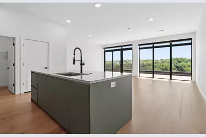 2209 S 1st Street #409, Austin, TX 78704 - Photo 4