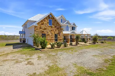 100 Mayfield Lane, Lockhart, TX 78644 - Photo 2