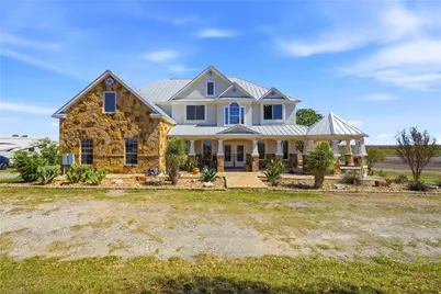 100 Mayfield Lane, Lockhart, TX 78644 - Photo 1