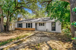 18221 Ledge St, Jonestown, TX 78645 - Photo 2