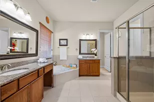 109 Wake Grv, Buda, TX 78610 - Photo 14