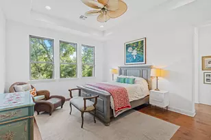 129 Hollytree Ct, Georgetown, TX 78628 - Photo 16