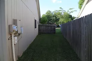 [Address not provided], Austin, TX 78727 - Photo 8