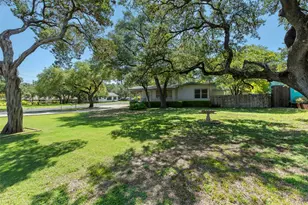 6401 Menchaca Rd, Austin, TX 78745 - Photo 6