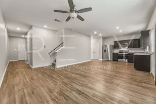 518 Woodpecker Run, Jarrell, TX 76537 - Photo 10