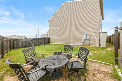 518 Woodpecker Run, Jarrell, TX 76537 - Photo 34