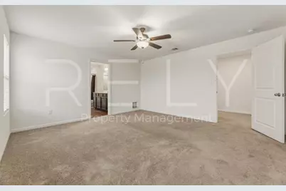 518 Woodpecker Run, Jarrell, TX 76537 - Photo 18